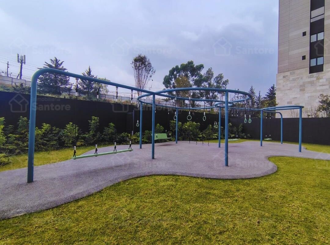 Departamento en venta en Origina Santa Fe, Cuajimalpa, con 2 recámaras, balcón, bodega, vistas al golf y amenidades premium.