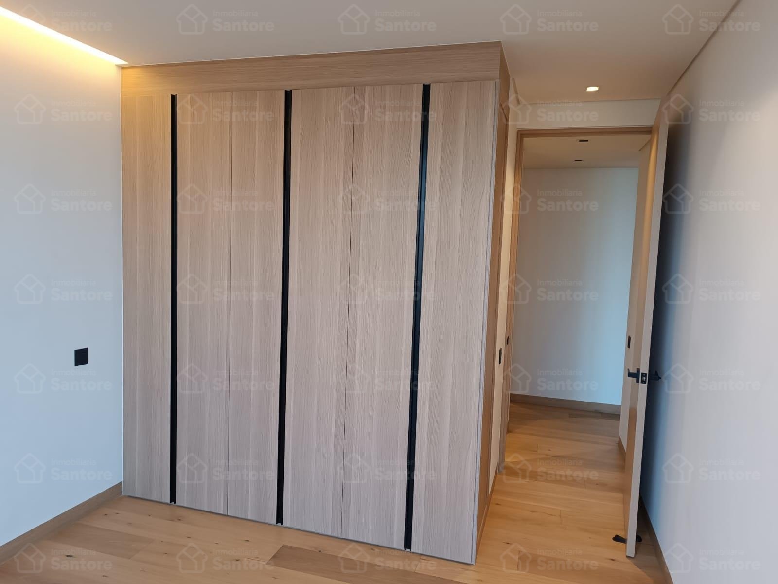 Departamento en venta en Origina Santa Fe, Cuajimalpa, con 2 recámaras, balcón, bodega, vistas al golf y amenidades premium.