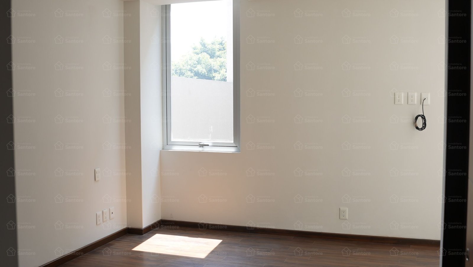 Departamento en venta en Las Águilas, Álvaro Obregón, con 158 m², 2 recámaras, balcón amplio, bodega, gym y 3 estacionamientos techados.
